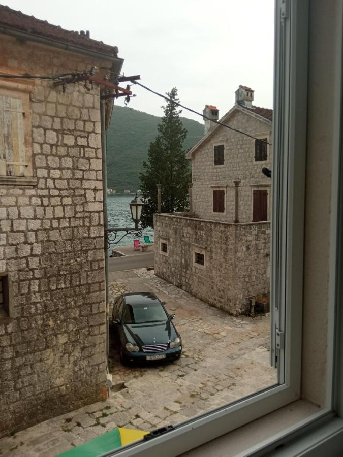 Apartment Rosic Perast Bagian luar foto