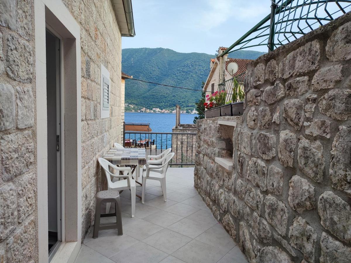 Apartment Rosic Perast Bagian luar foto