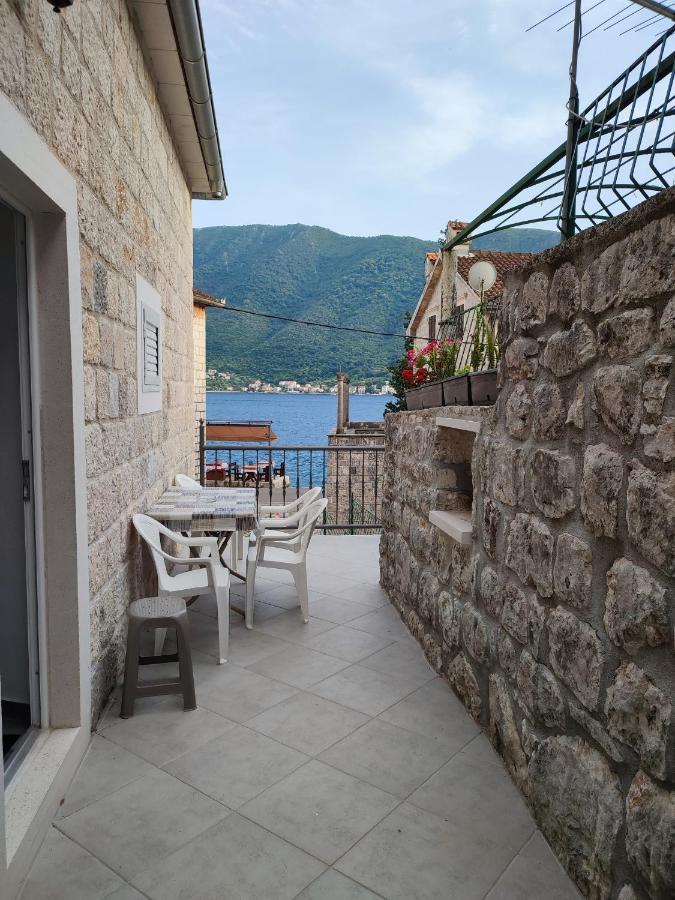 Apartment Rosic Perast Bagian luar foto