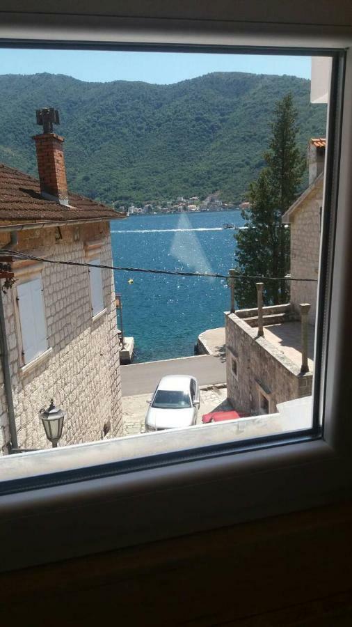 Apartment Rosic Perast Bagian luar foto
