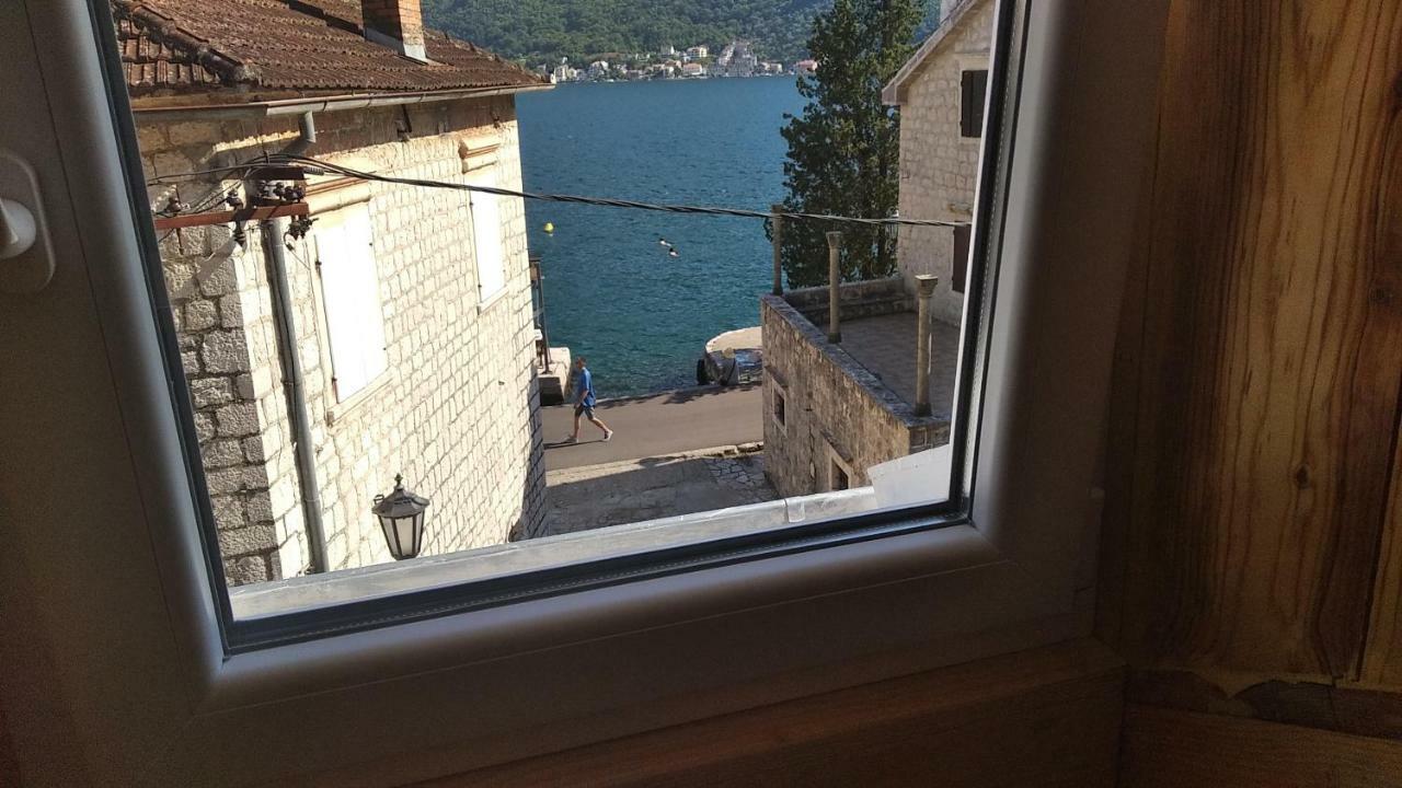 Apartment Rosic Perast Bagian luar foto